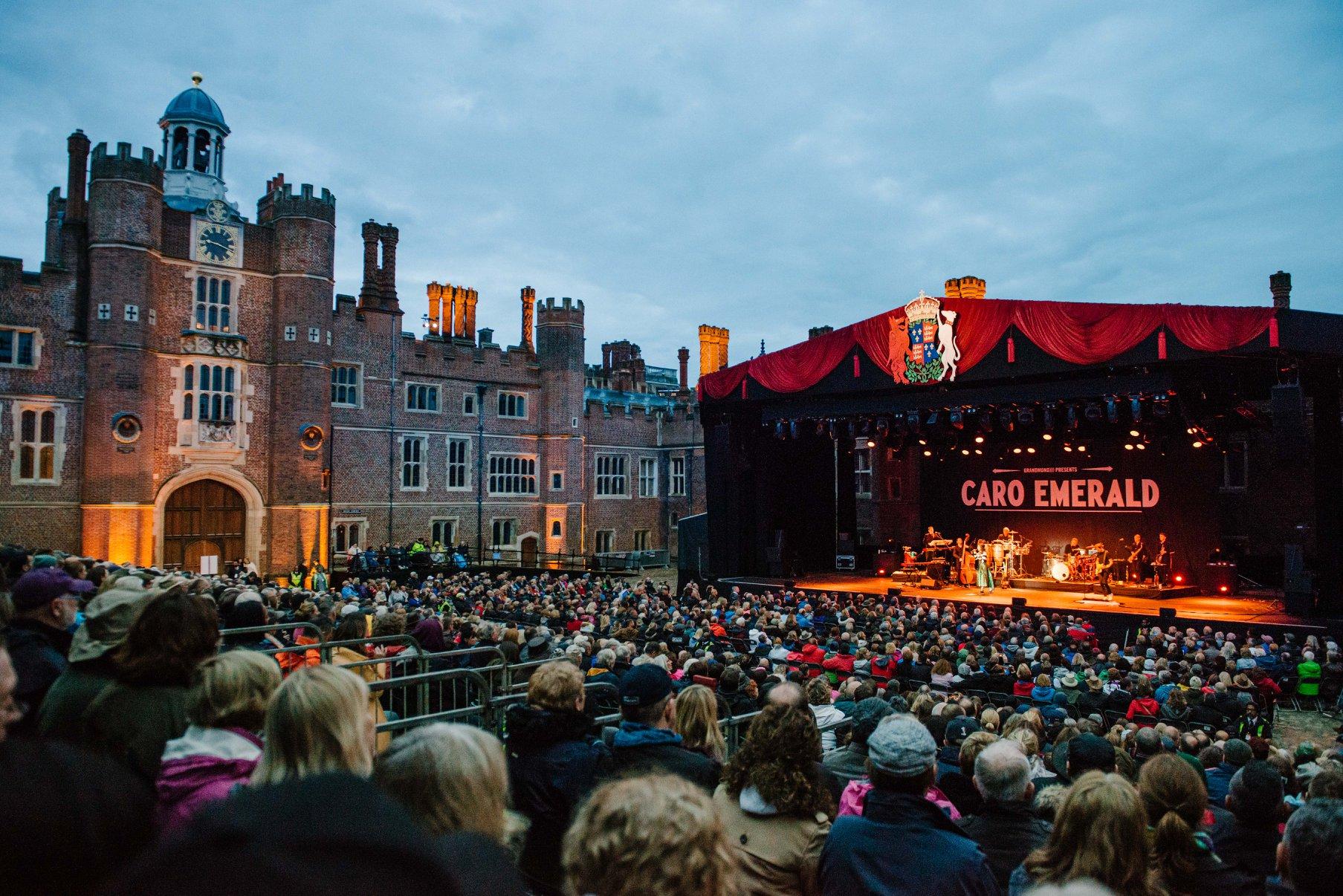 Hampton Court Palace Festival | Festivals | Festival For You